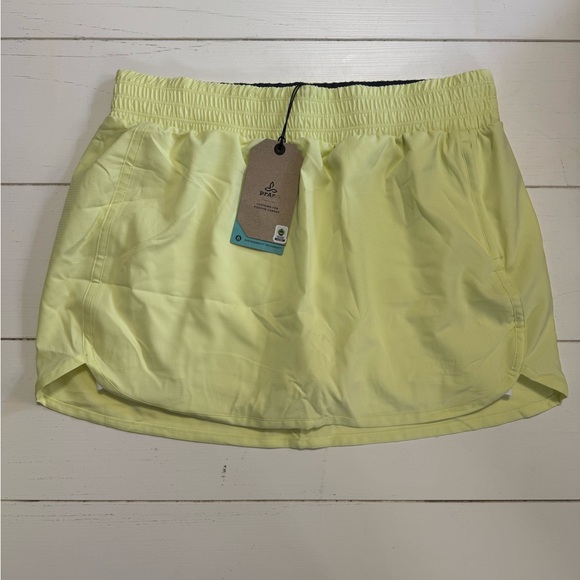 Prana Dresses & Skirts - PrAna Peak to Pavement Skort